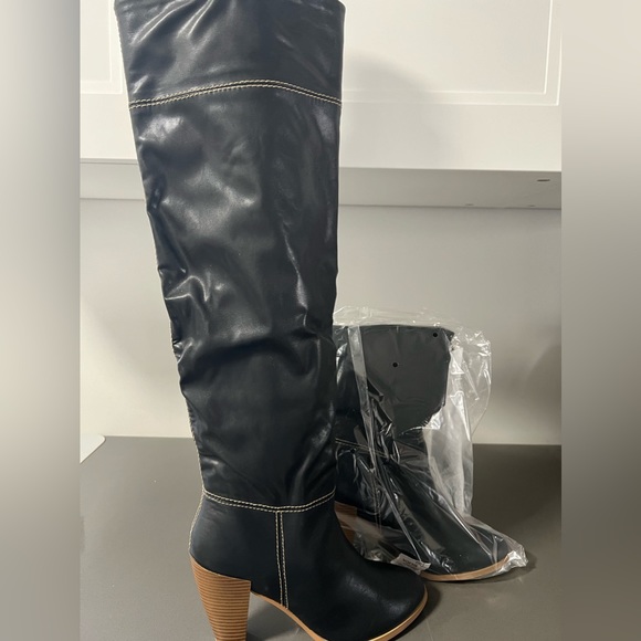 Unbranded fashion boots (faux leather) - Picture 5 of 5